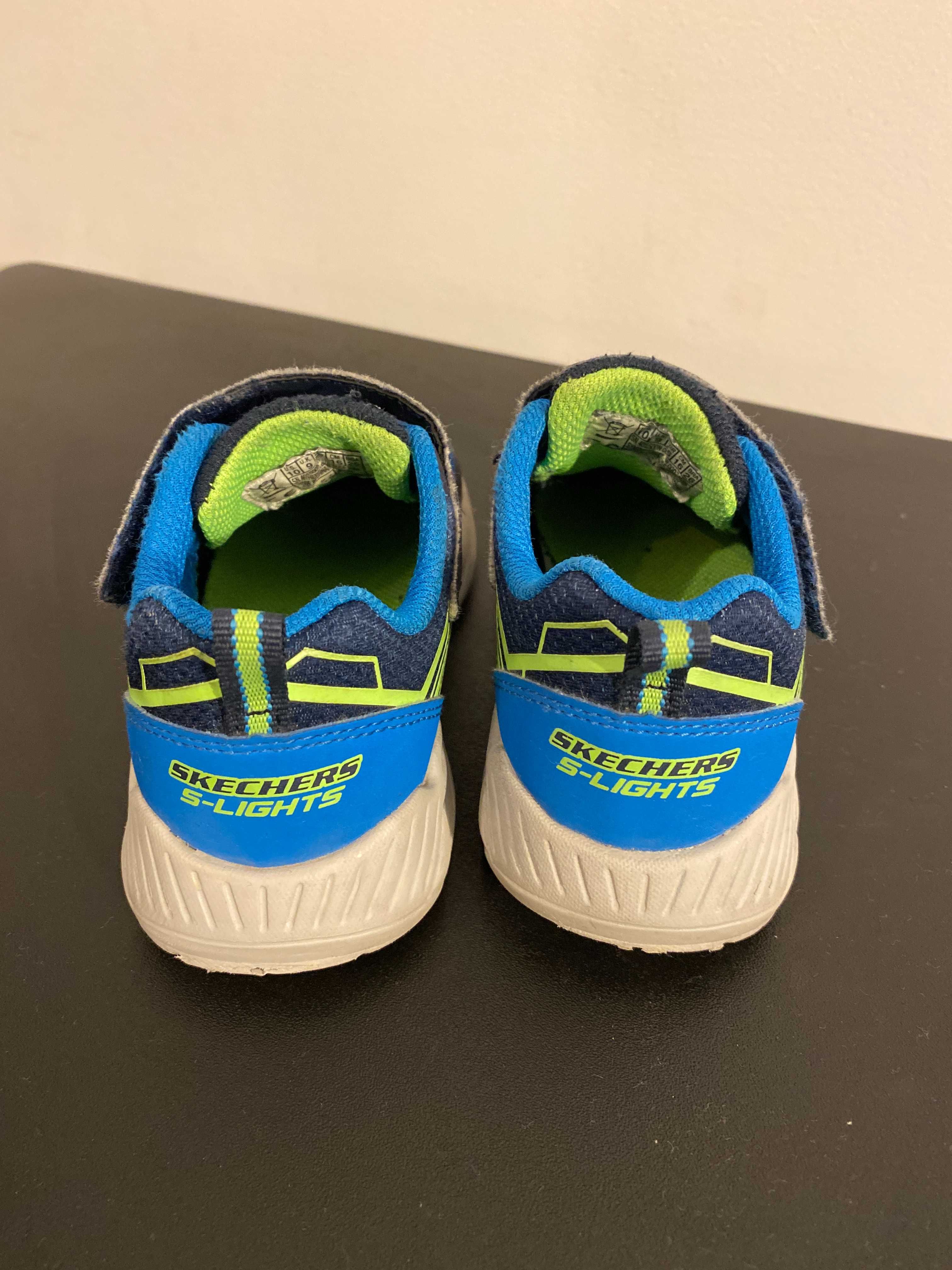 Sapatilhas menino Skechers 26