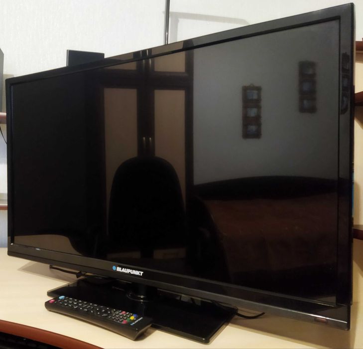 Телевізор BLAUPUNKT 112J 32" LCD HD