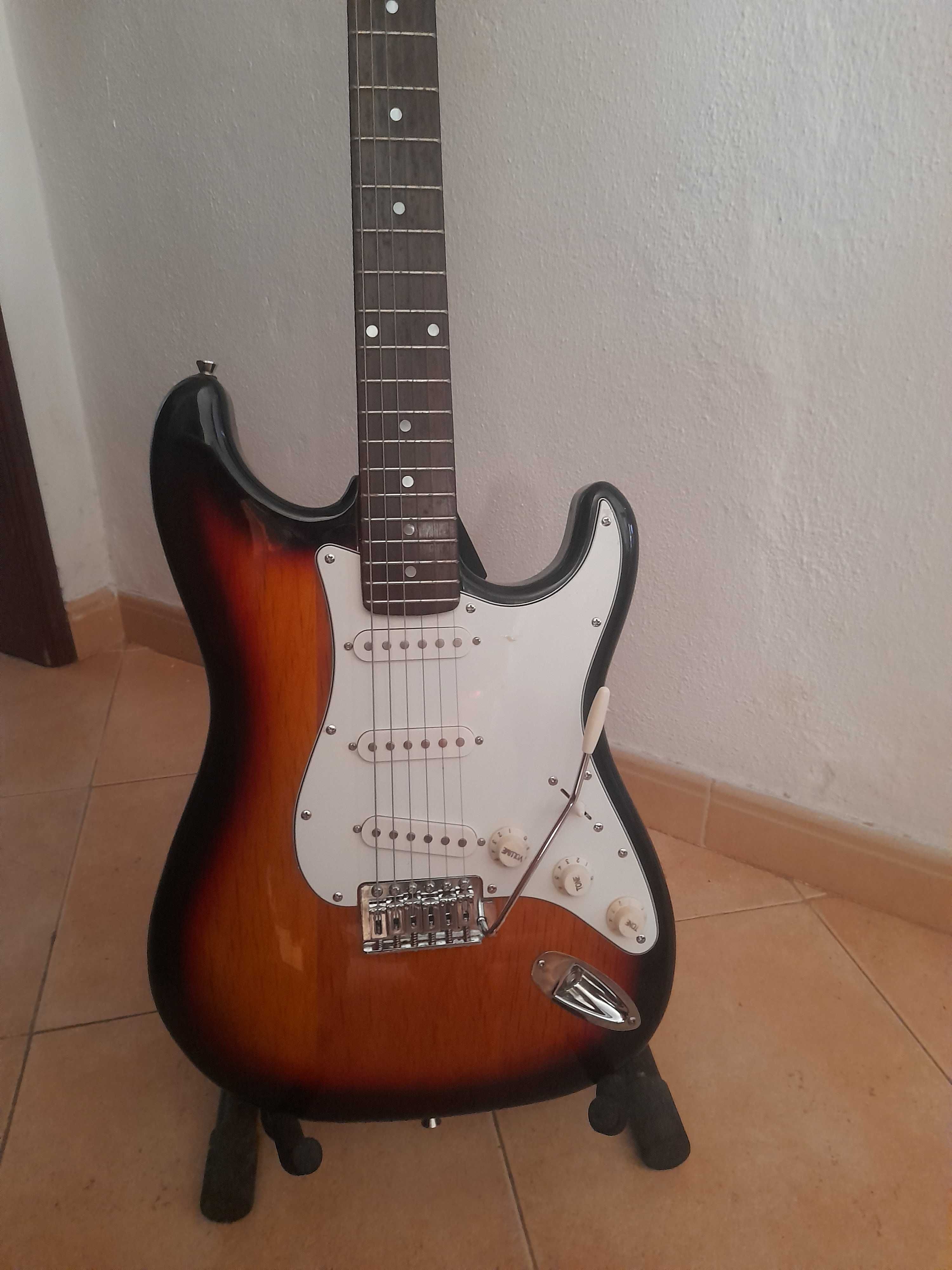 Guitarra Squier Strat