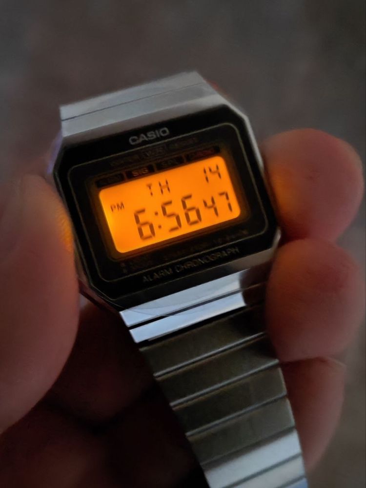 Годинник  CASIO A700WE-1A Оригінал Гарантія Ретро Касио