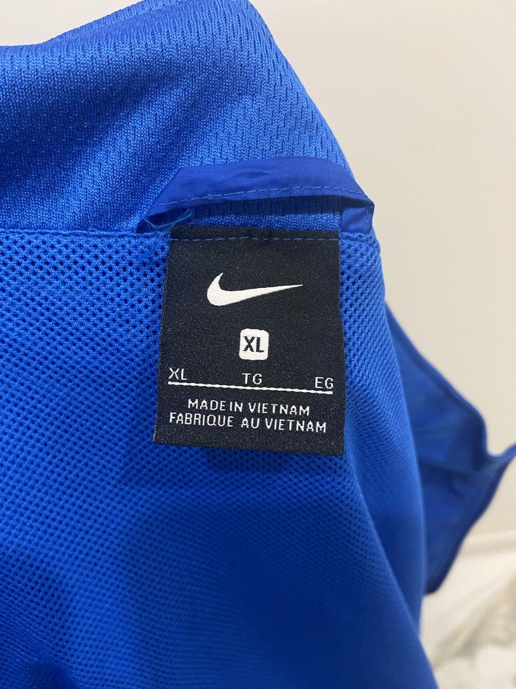 Вітровка куртка Nike Park 20