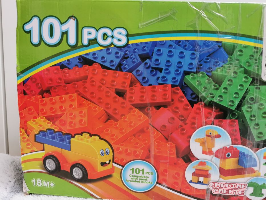 Zestaw klocków 18m+