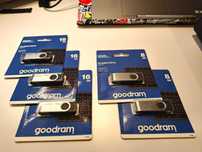 Pendrive GOODRAM: 3 x 16GB + 2 x 8GB  / NOWE