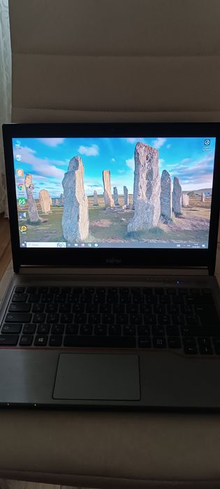 Ноутбук  FUJITSU