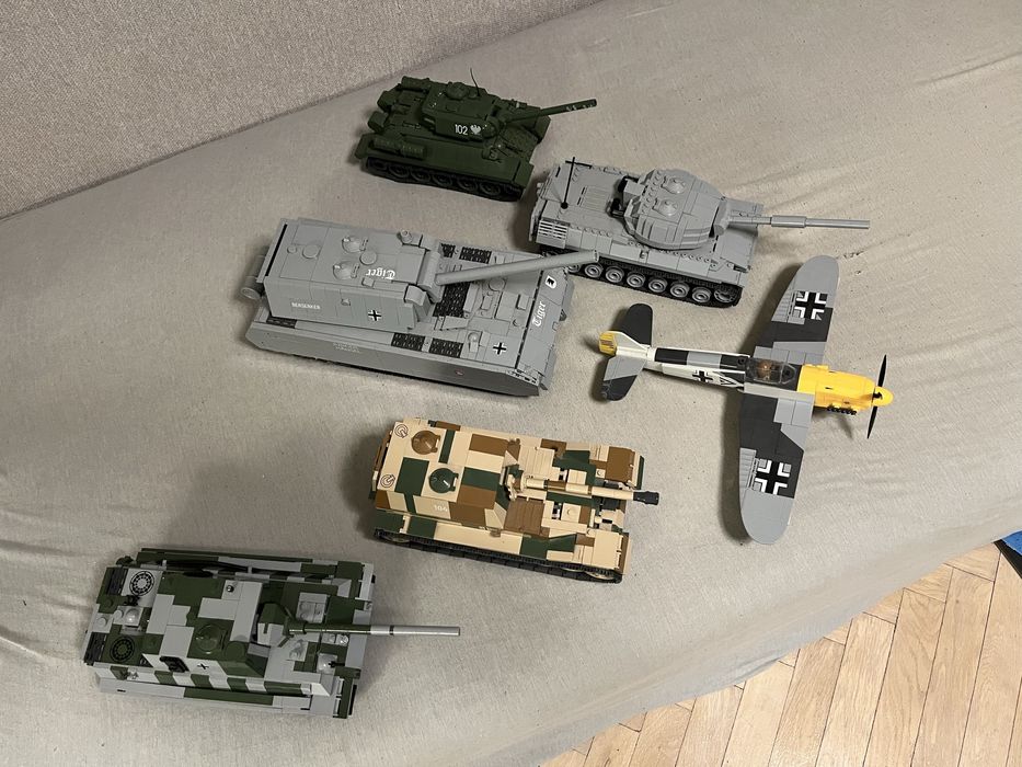 Kobi czołgi za wszystkie razem 450 zl