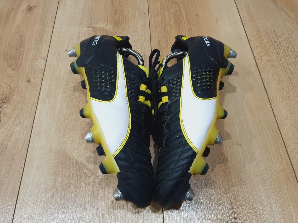 Profesjonalne korki Puma King II SG 42