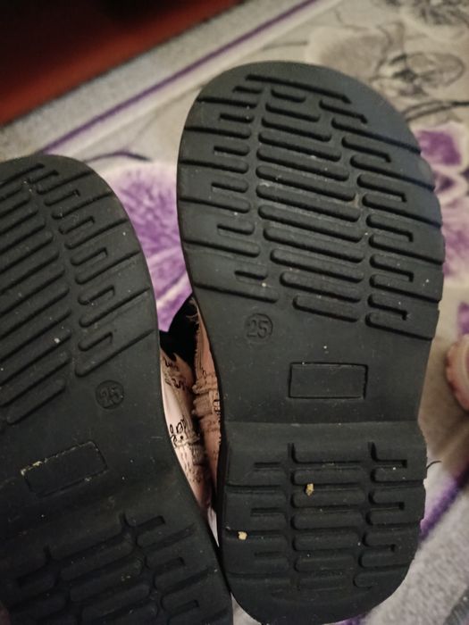 Детские осенние ботинки