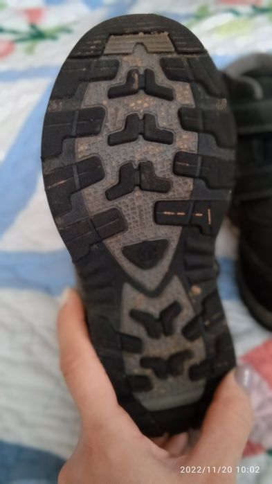 Зимові черевики на хлопчика