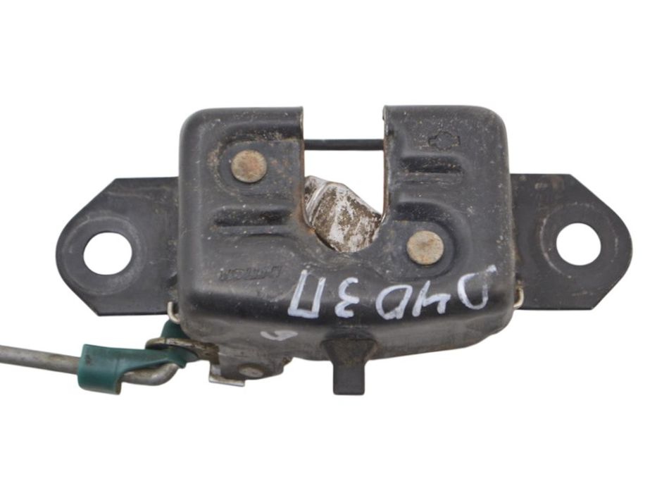 Замок кришки багажника правий NISSAN NAVARA D40 2010-2014 (борта) 9050