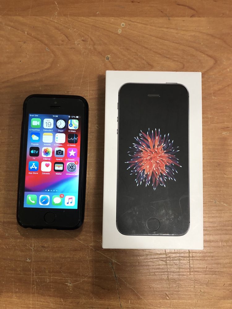 iPhone SE 16 Gb Space Gray