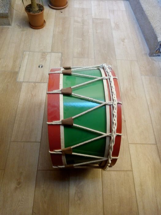 Bombos de romaria e de Zes Pereiras