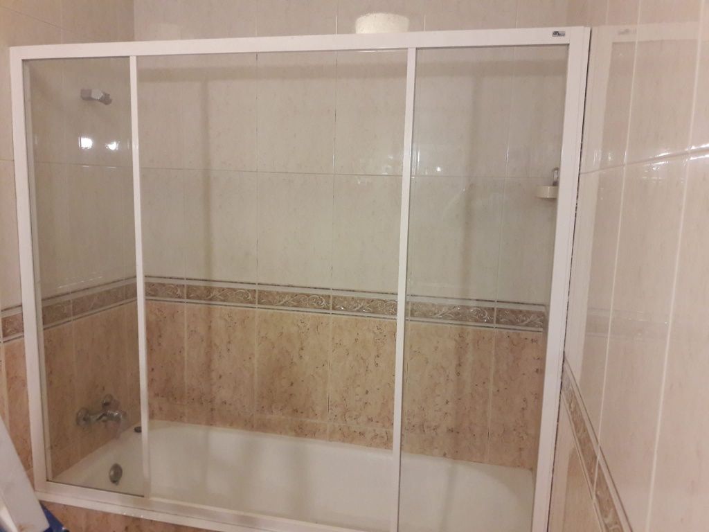 Arrenda T1  junto ao Hotel Axis