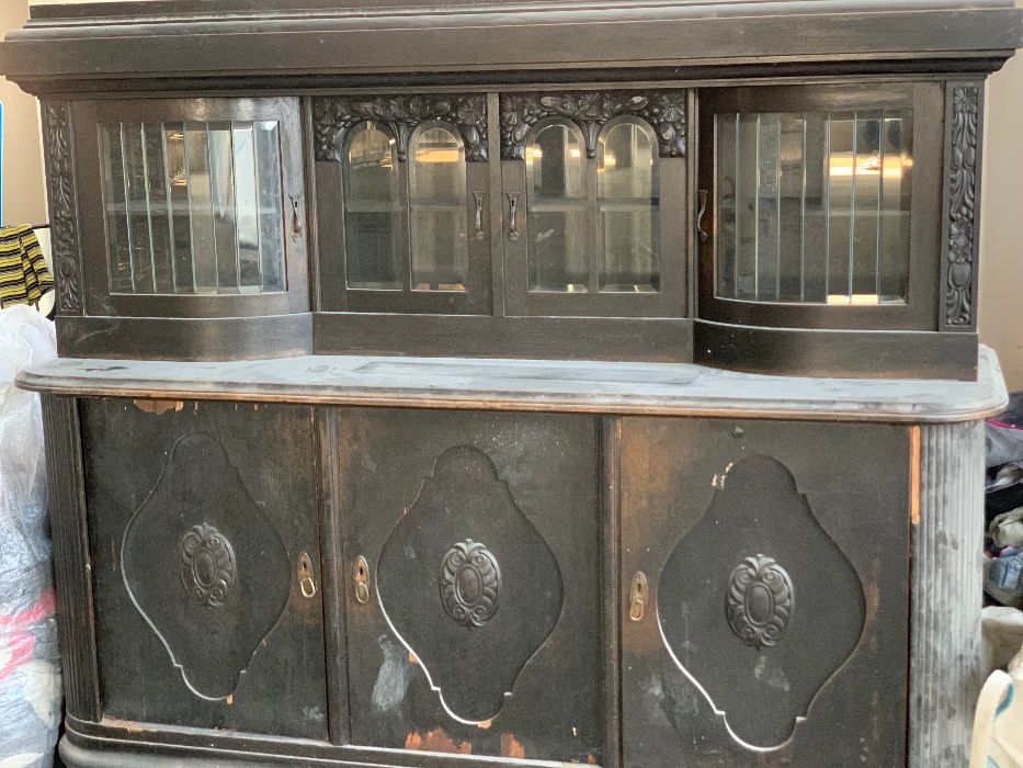 antyki kredens szyby kryształowe