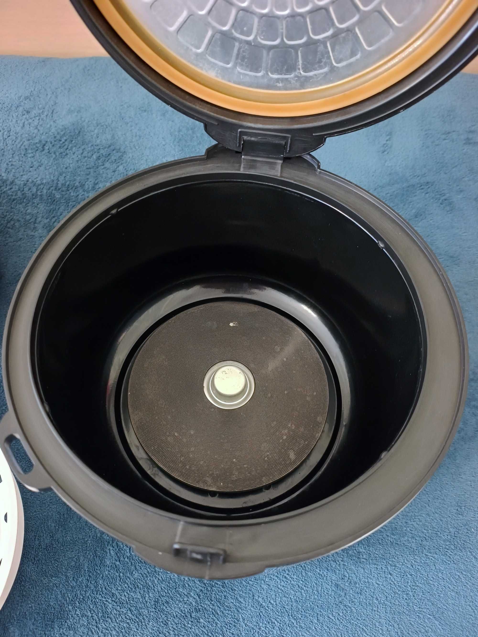 Мультиварка REDMOND RMC-M4515