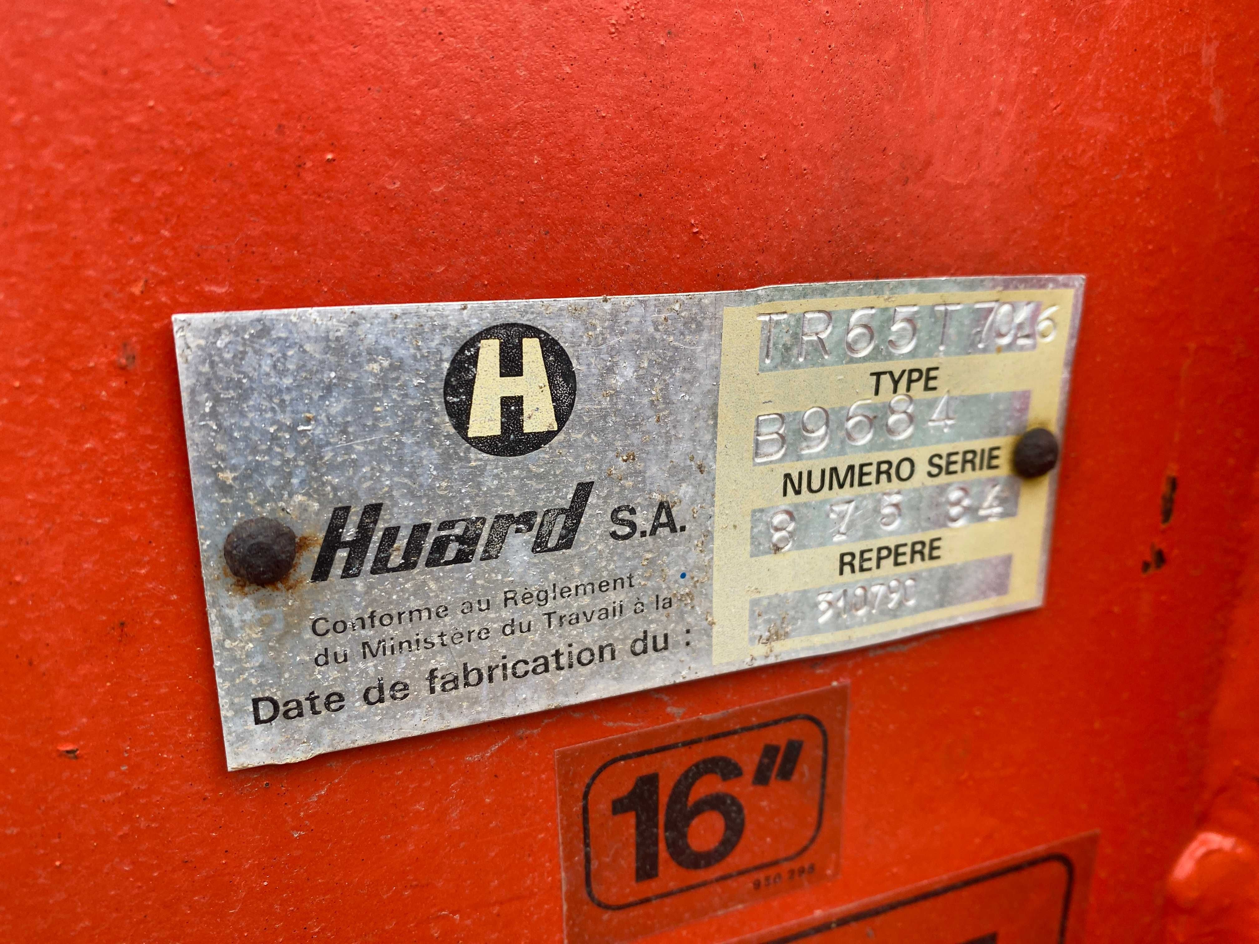 Плуг Kuhn Huard 3  оборотний Lemken Kverneland