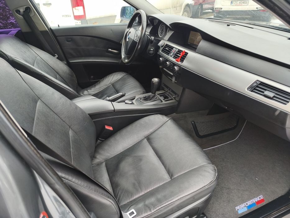 BMW 525.  2006r.  2.5 Benzyna. Full opcja.