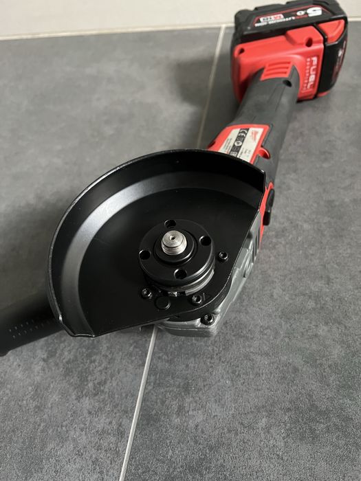 Безщіткова Акум.Болгарка Milwaukee M18 CAG125 X
