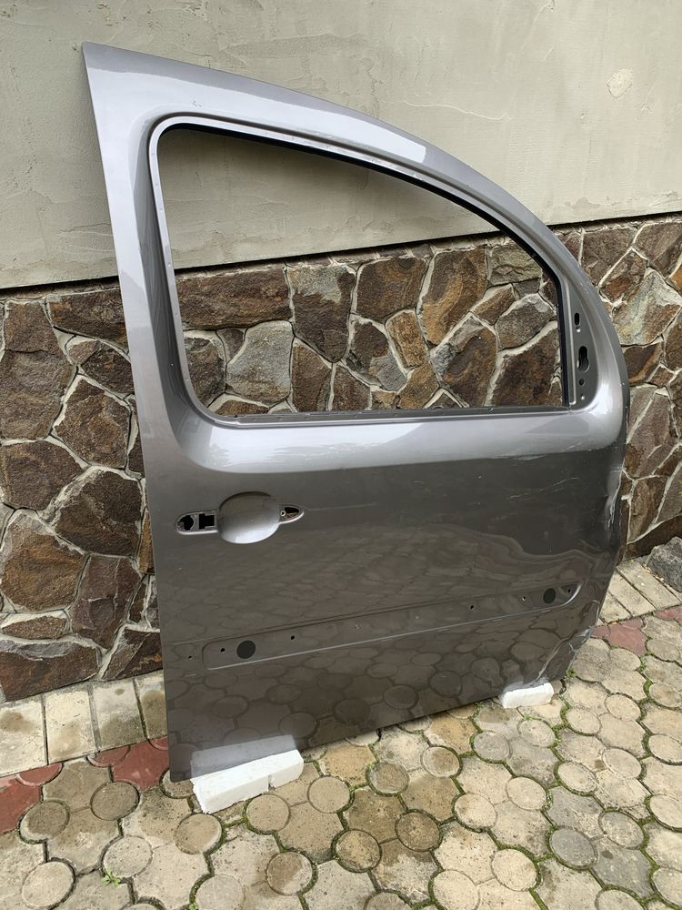 Renault Kangoo Рено Кенго(Канго)Двері праві