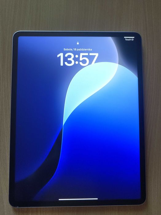 Ipad Air 13 M2 128GB, Pencil Pro i etui ESR Shift