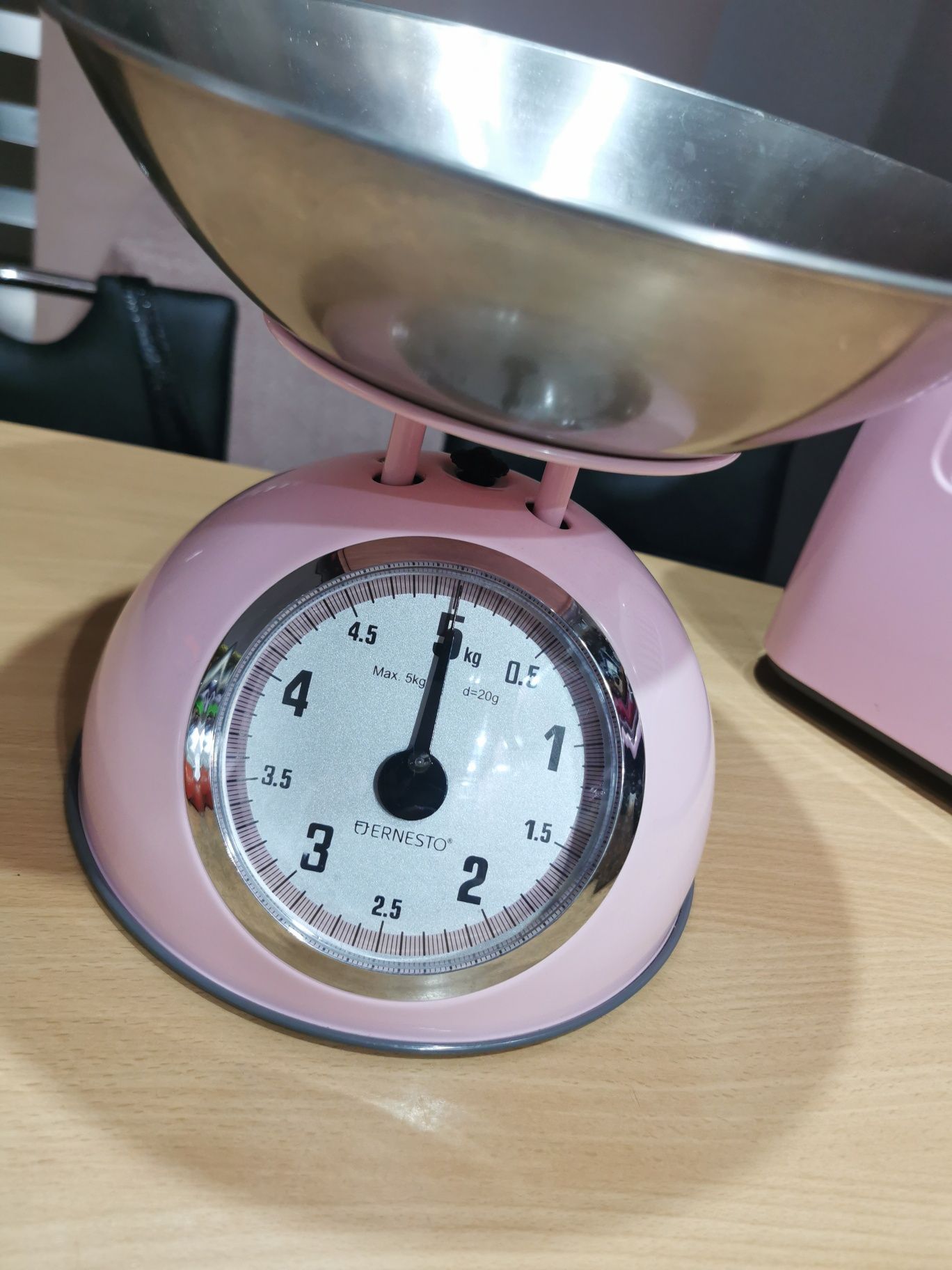 Waga kuchenna retro
