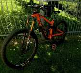 Trek cube enduro MTB dh pivot Santa Cruz yt commercial
