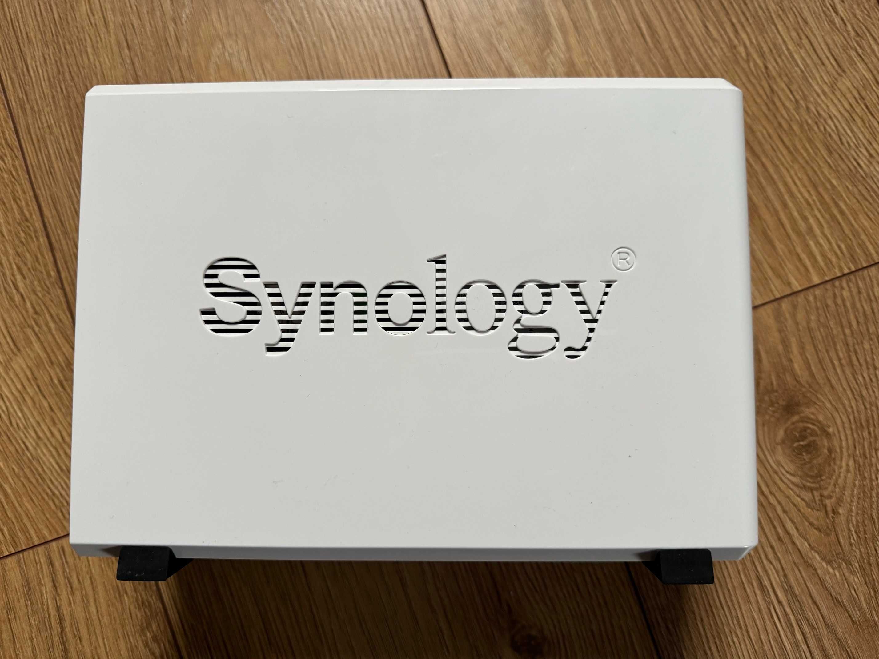 Synology DS115j (1xHDD, 800MHz, 256MB, 2xUSB, 1xLAN)