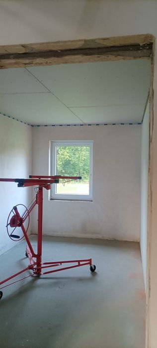 Podnośnik do płyt GK i żyrafę do szlifowania gładzi