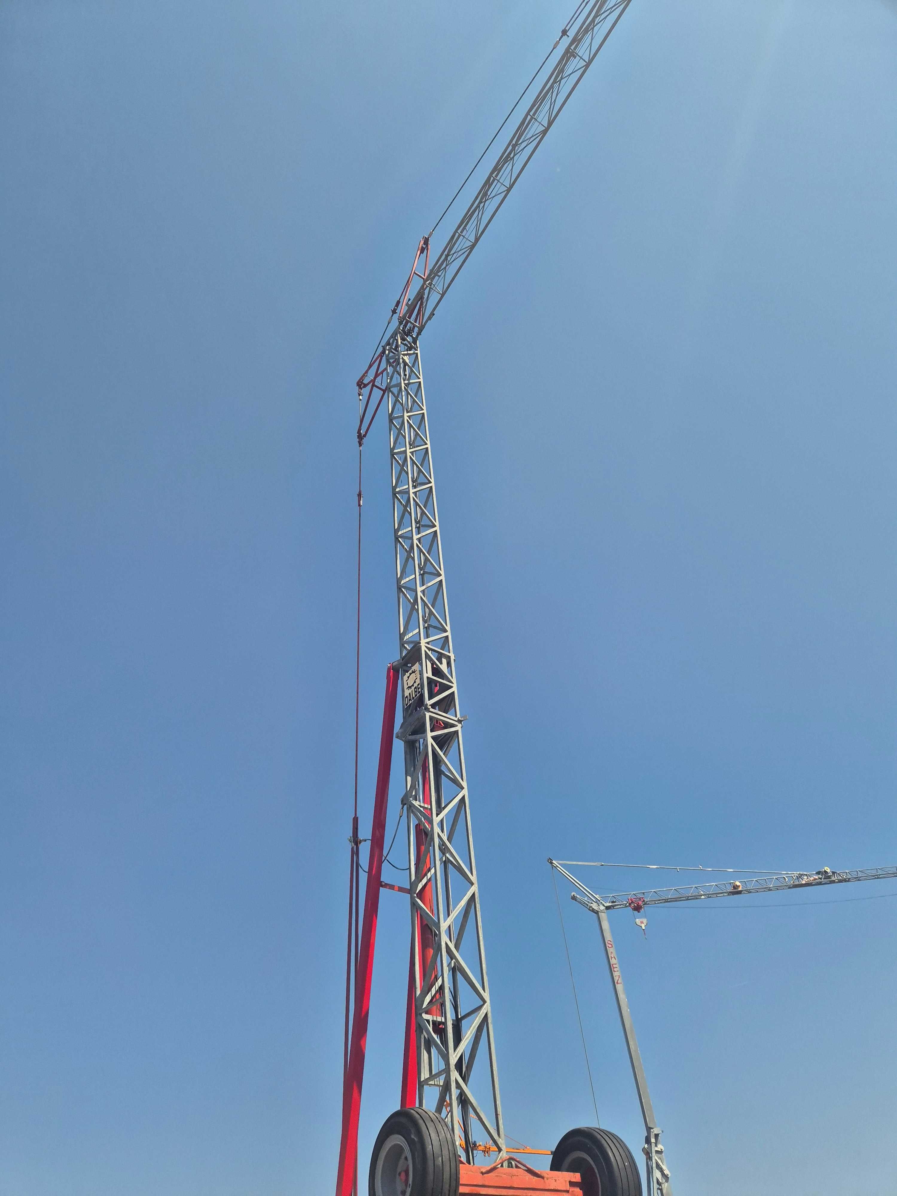 Grua automontante hidraulica