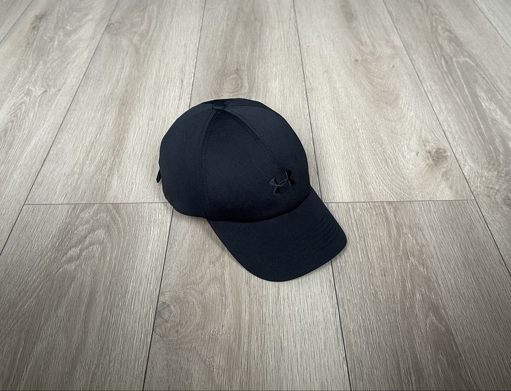Кепка under armour