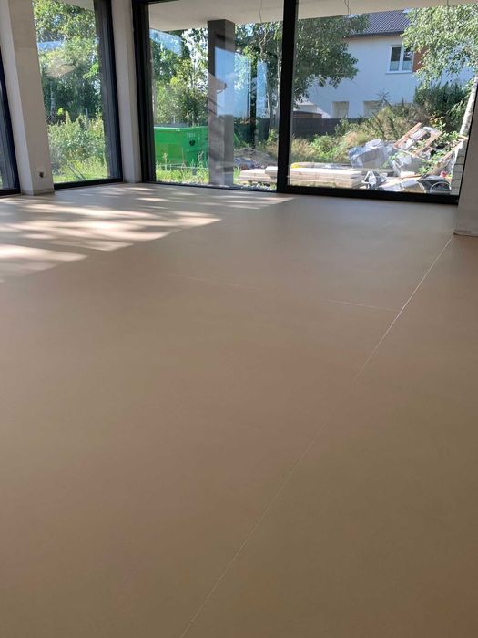 Posadzki schody ściany dekoracyjne MONOLITICA. MIKROBETON/ MIKROCEMENT