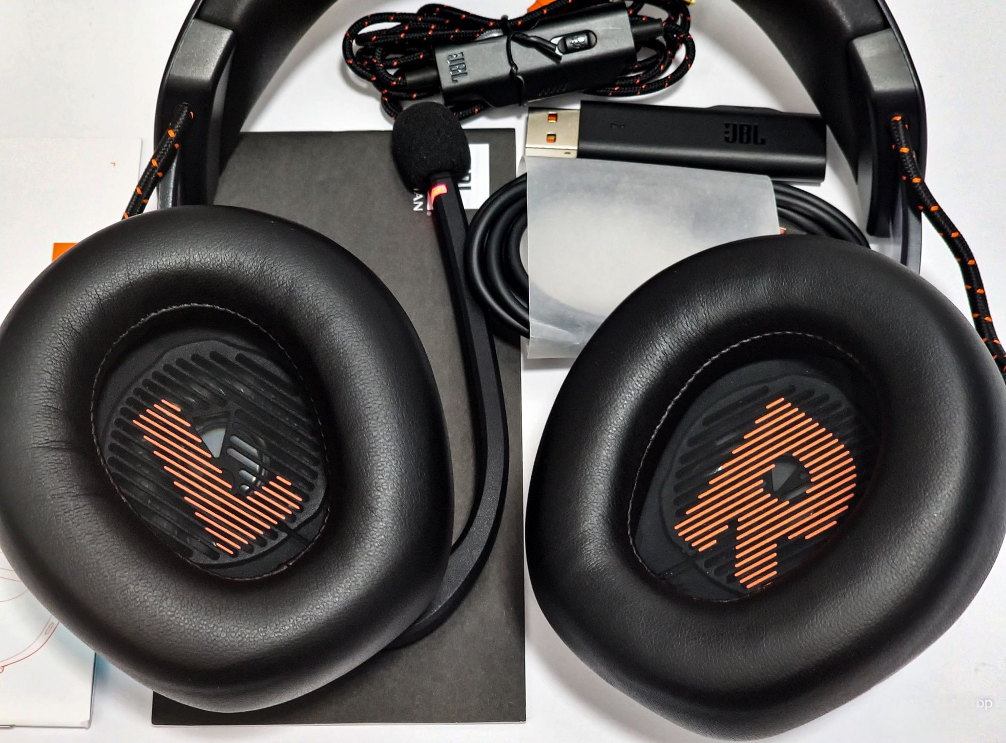 Навушники JBL Quantum 800