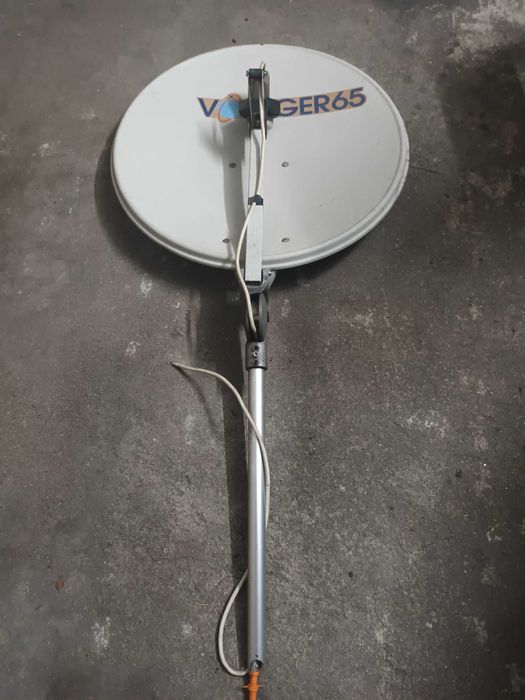 Antena parabólica manual autocaravana