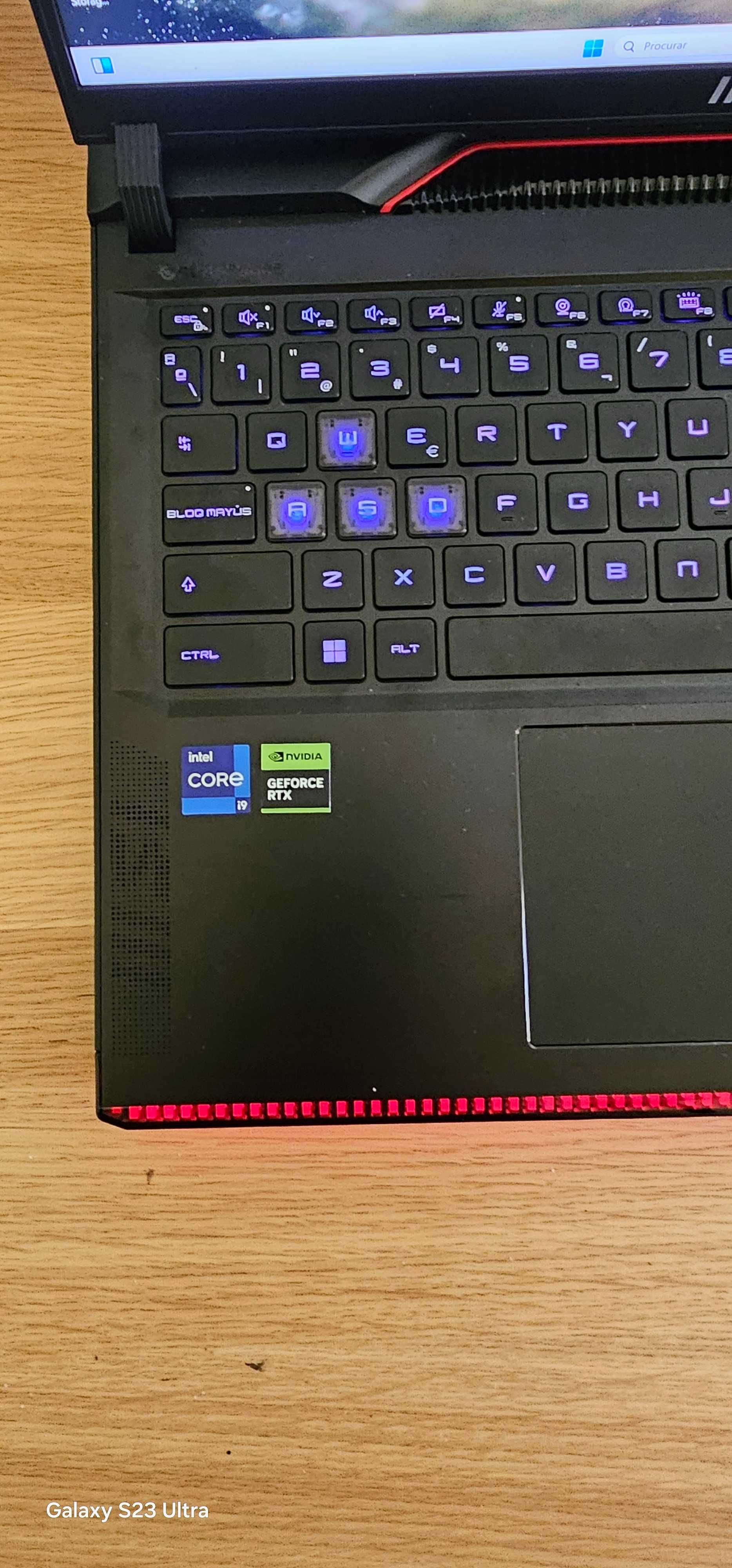 MSI Raider GE68 HX 13V Intel Core i9-13950HX/32GB/2TB SSD/RTX 4060/16"
