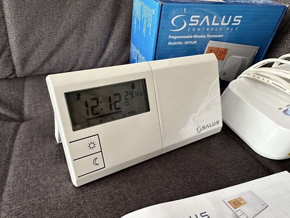 Salus 091FLRF Bezprzewodowy regulator temperatury.