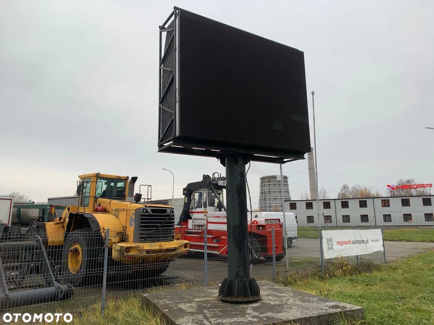 Elektroniczny Baner reklamowy/ EKRAN LED / 3X2.3M / MOŻLIWY TRANSPORT