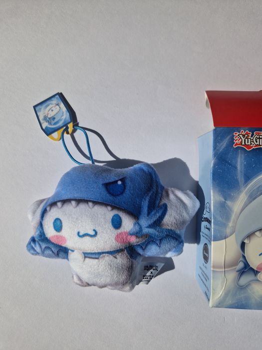 Sanrio x Yu - Gi - Oh Mc Donalds