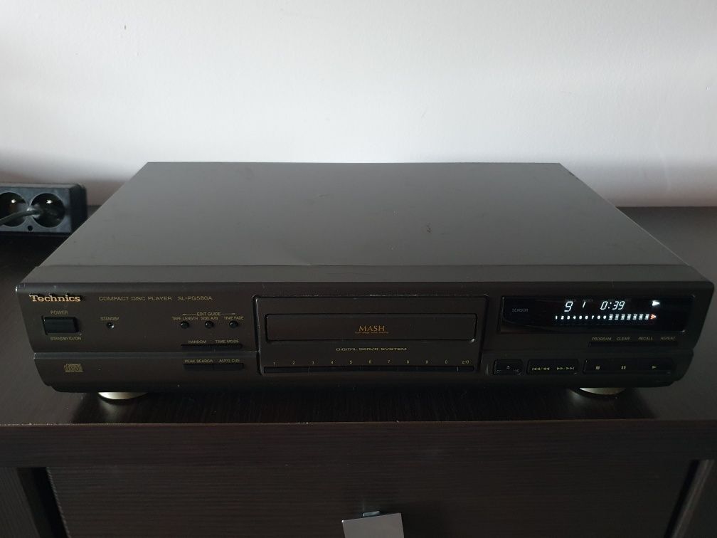 CD Technics SL-PG 580A Player