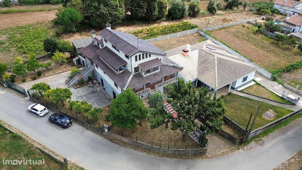 Moradia T6 para venda