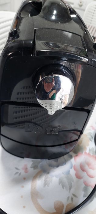 Vendo maquina de café delta q a cápsulas a trabalhar bem