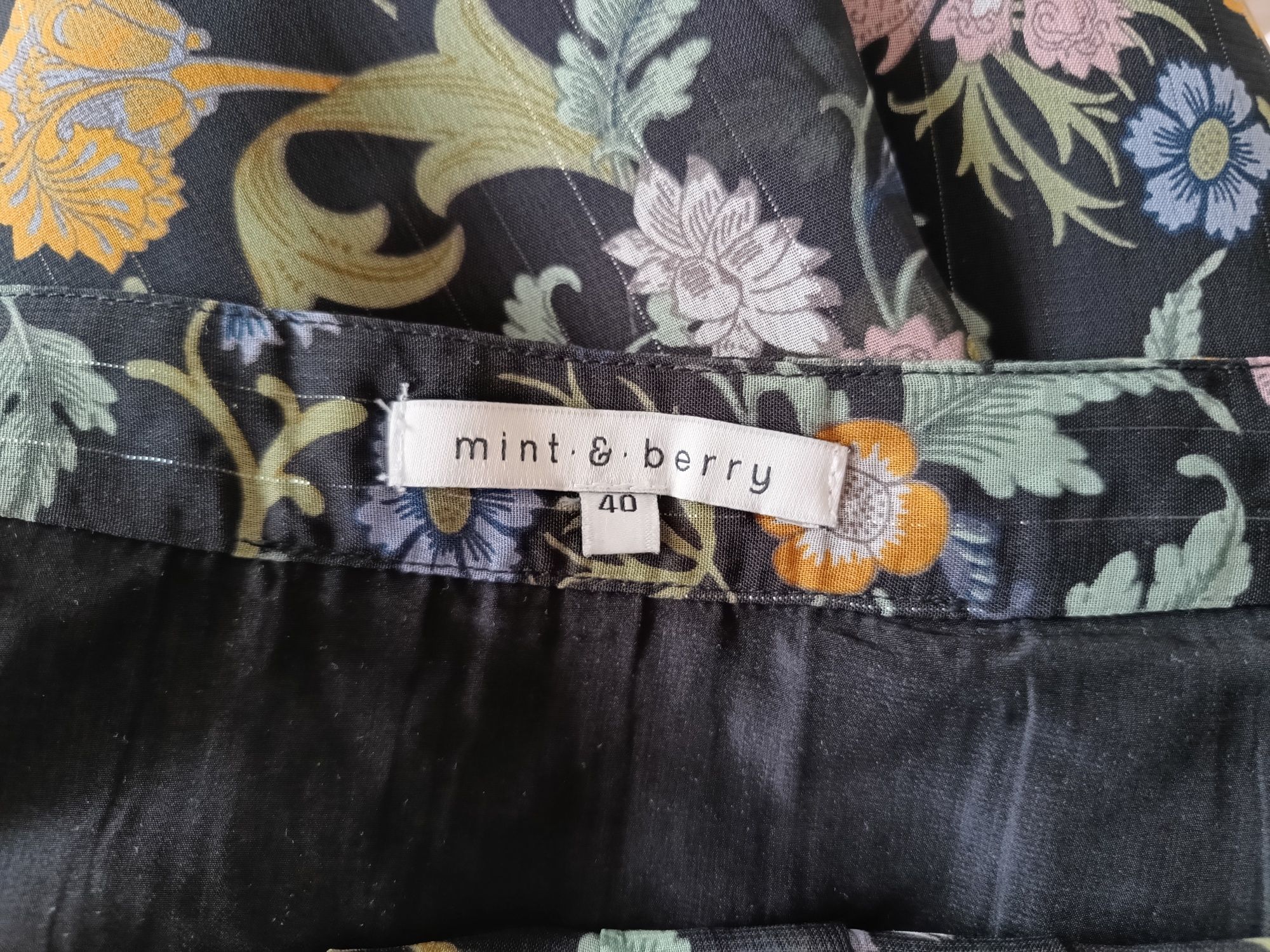 Spódnica w kwiaty 40 mint&berry