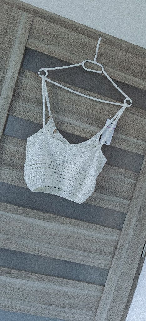 Ażurowy top z bawełny z muszelkami roz M