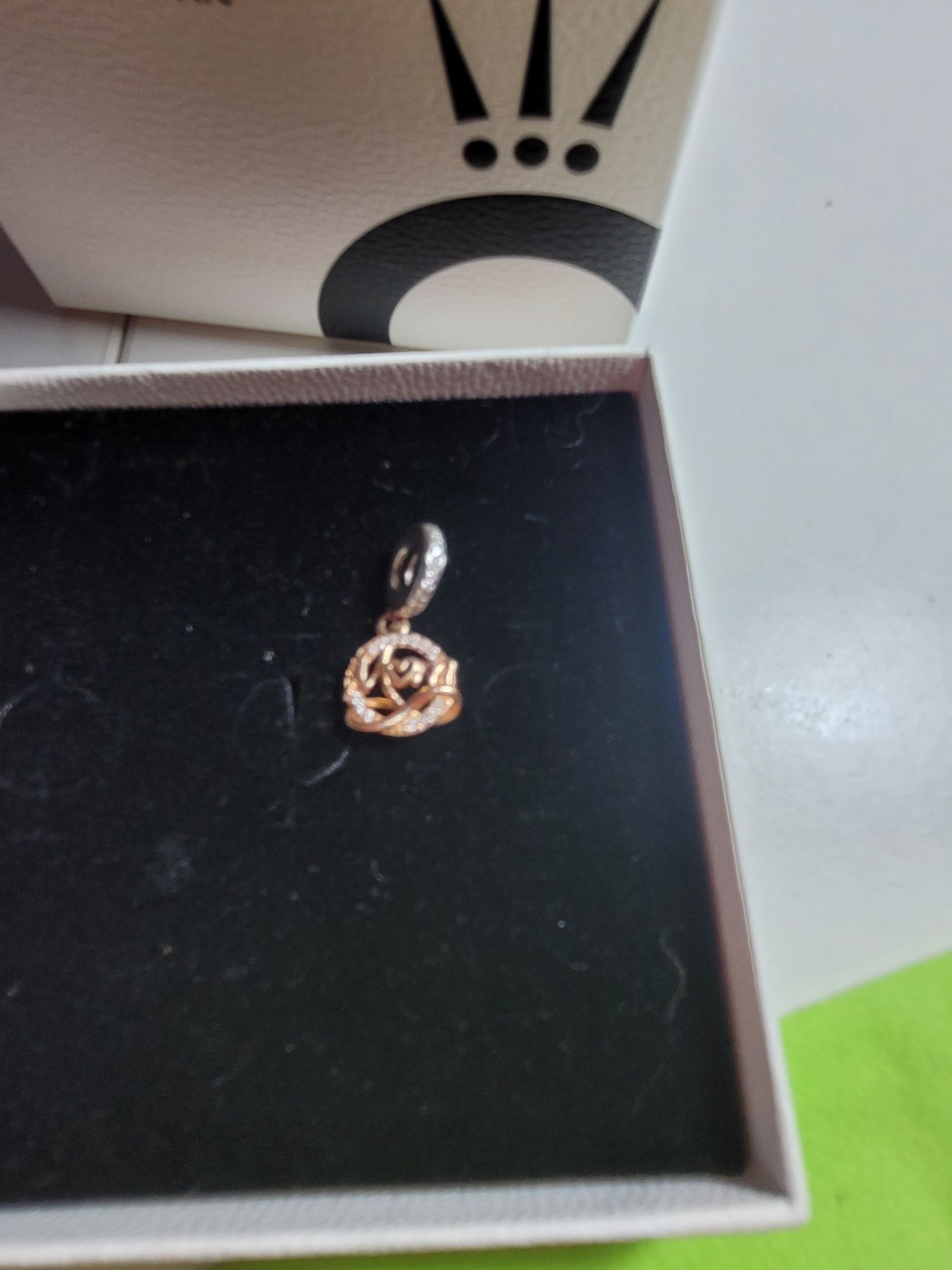 Charms zawieszka Pandora