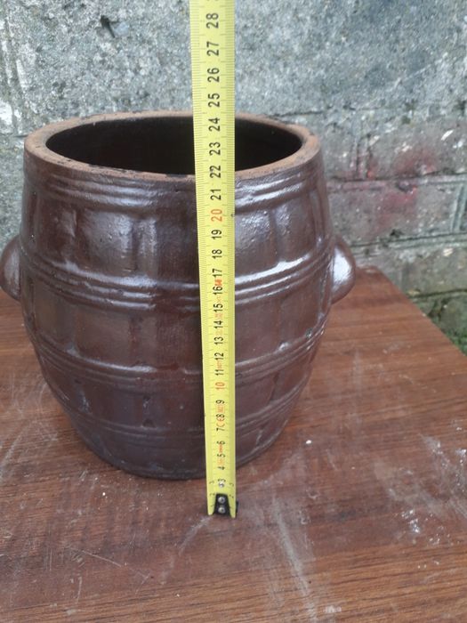 Stare garnki  dzbanki z kamionki .