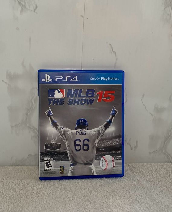 Комплект ігор для PS4 у відмінному стані — NBA 2K23 та MLB The Show 15