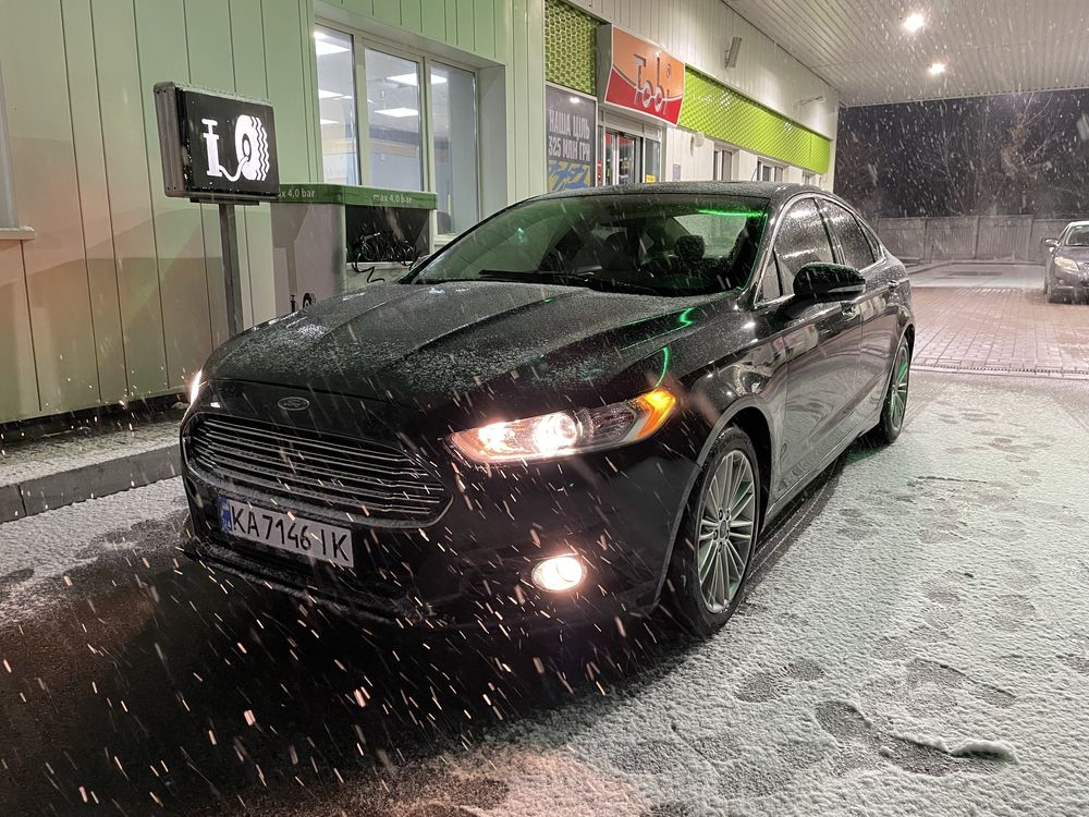 Ford Fusion 2.0 ecoboost 2014 рік
