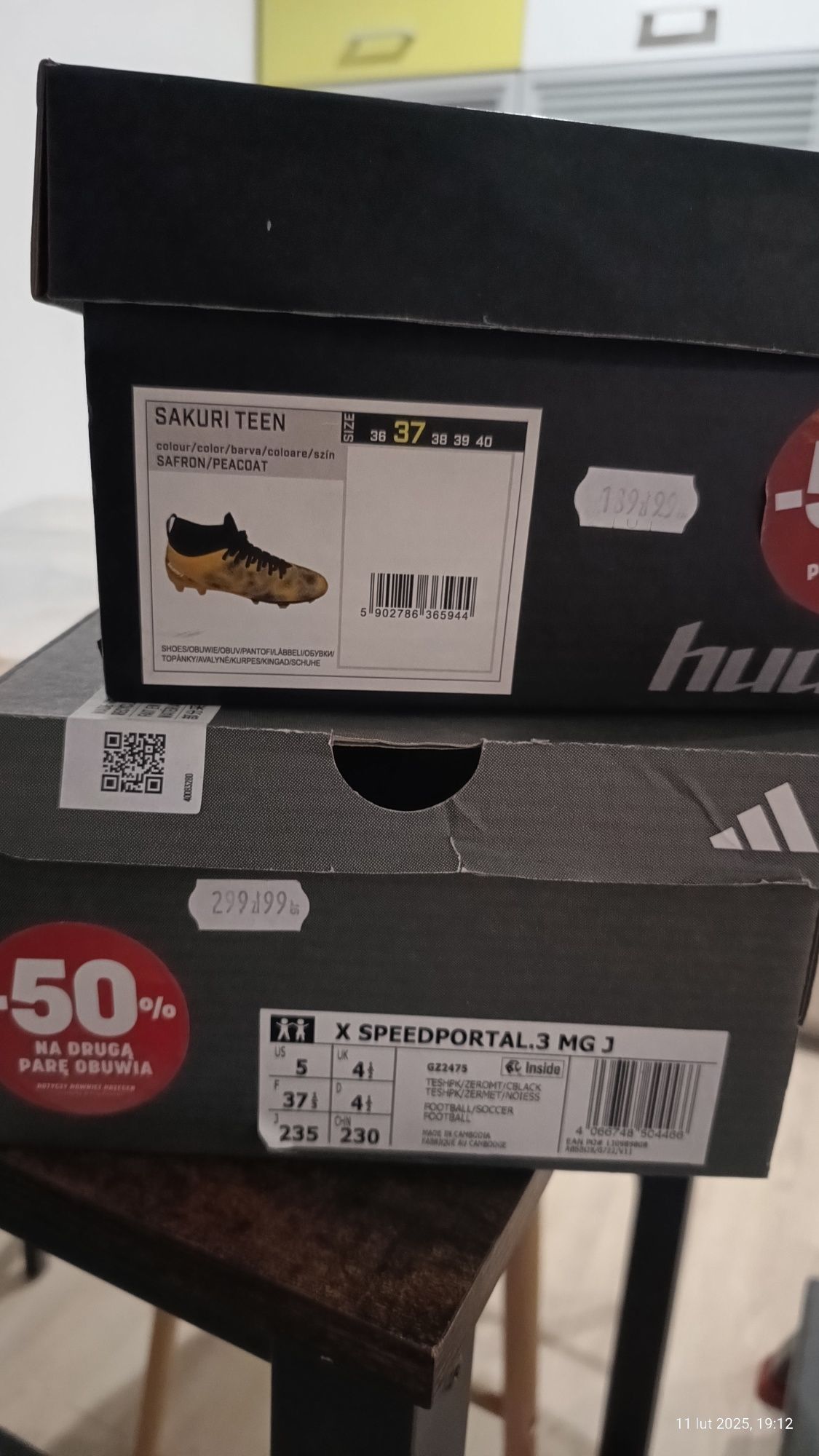Korki chłopięce adidas  Martes sport 37 ,