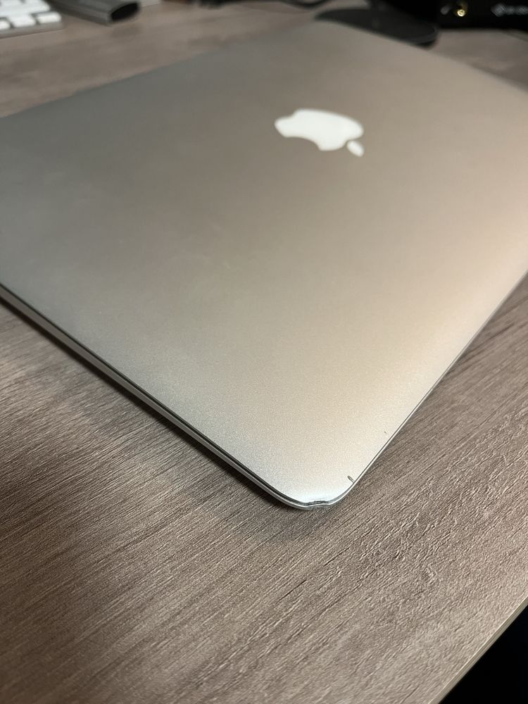Macbook Air 13” a1466