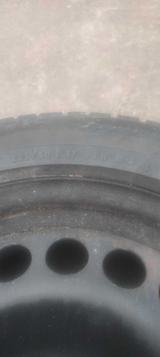 Продам колеса зимові