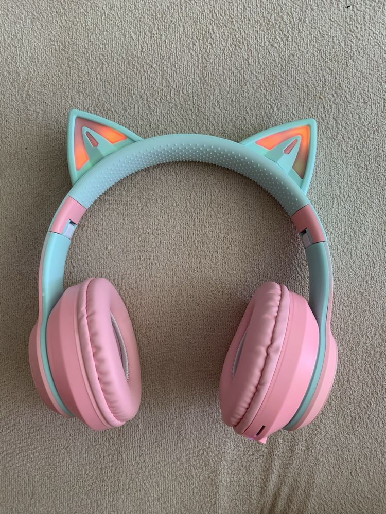 Słuchawki Bezprzewodowe Bluetooth RGB Z Uszami