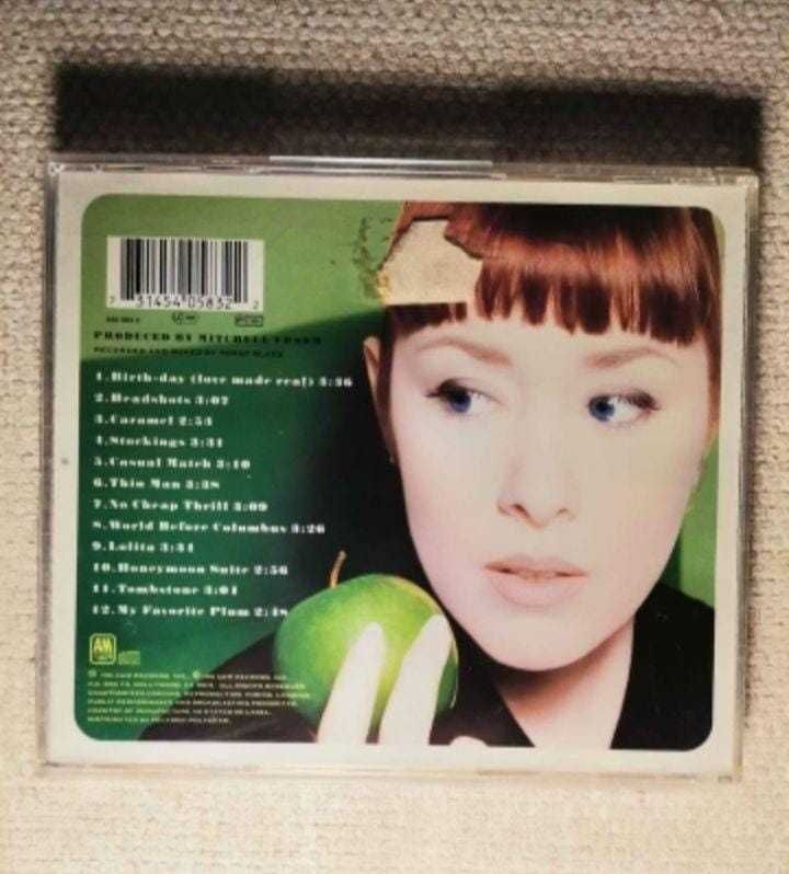 Suzanne Vega
nine objeects of desire                 
Ano 1996